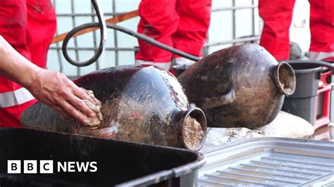 Cargo from 'most ancient' shipwreck found off Israel .